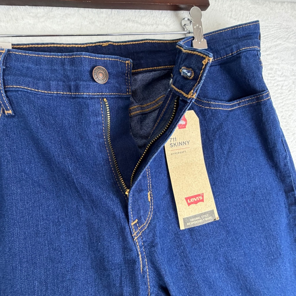Levi's 711 Skinny Jeans Women 16 (33 x 30) Hypersoft Sculpt Dark Wash Denim - Picture 4 of 16
